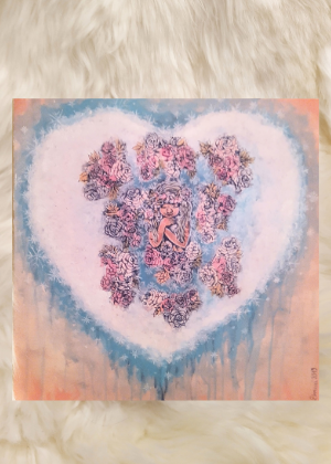 Postkarte mit Herz, Blumen und Mädchen als Motiv, gezeichnet und gedruckt von der Designerin Denucci
