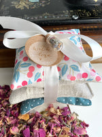 Duftkissen mit Rosenbätter-Lavendel-Kräutermischung Cherrydrop